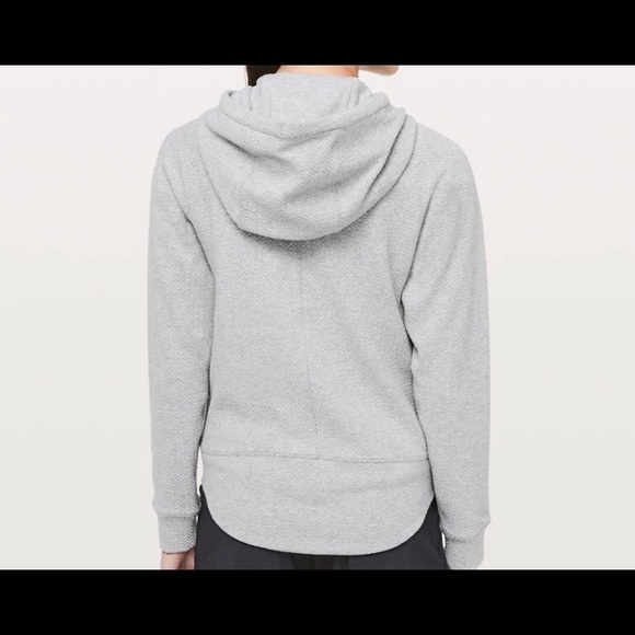 Lululemon catch a moment hoodie - Picture 3 of 6
